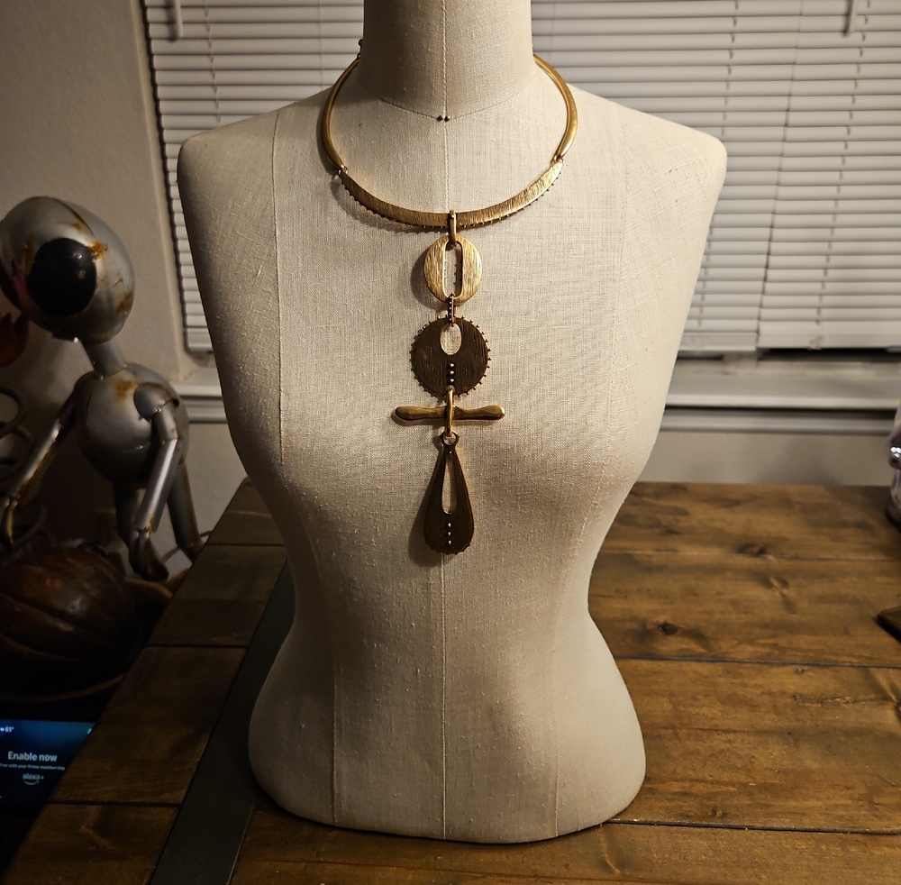 NWT  Chico's Necklace